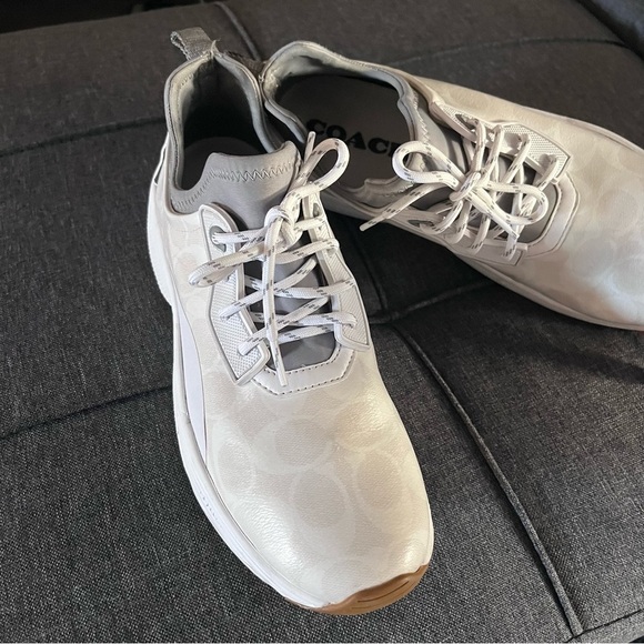 Coach C270 Signature Tech Runner – Waterproof & Stylish! (Size 10) - Picture 3 of 12